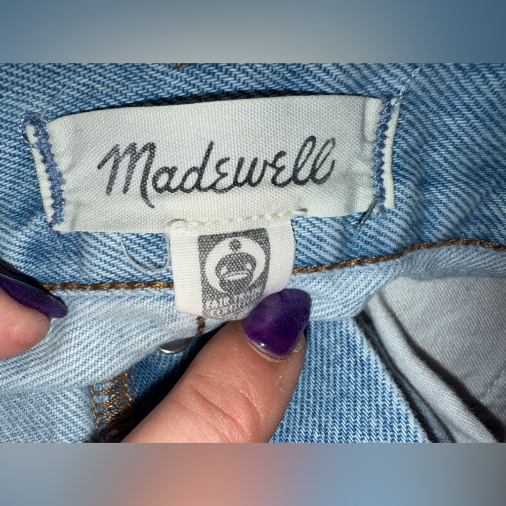 Madewell Curvy Relaxed Denim Light Wash Jean Shorts-‎ Size 30 - Picture 7 of 11